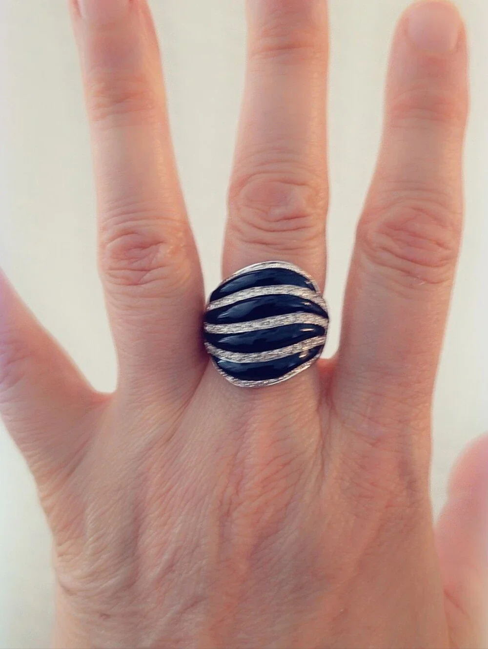 Vintage Lia Sophia Kiam Family Ring Size 8